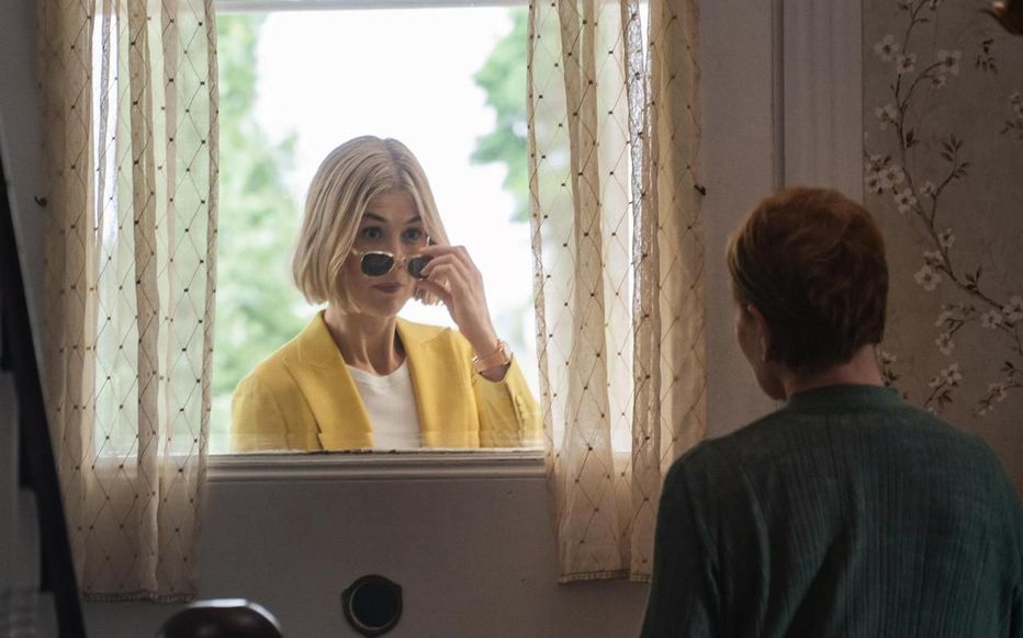 i care a lot image.jpeg